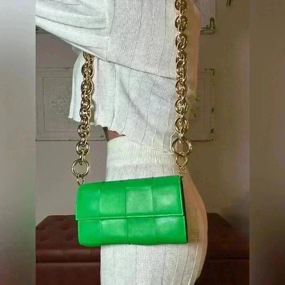Bottega Veneta Handbags - Authentic Bottega Veneta Cassette Intrecciato green in color with COA